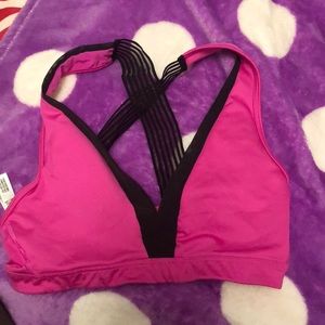 Cute little sporty bra 😻